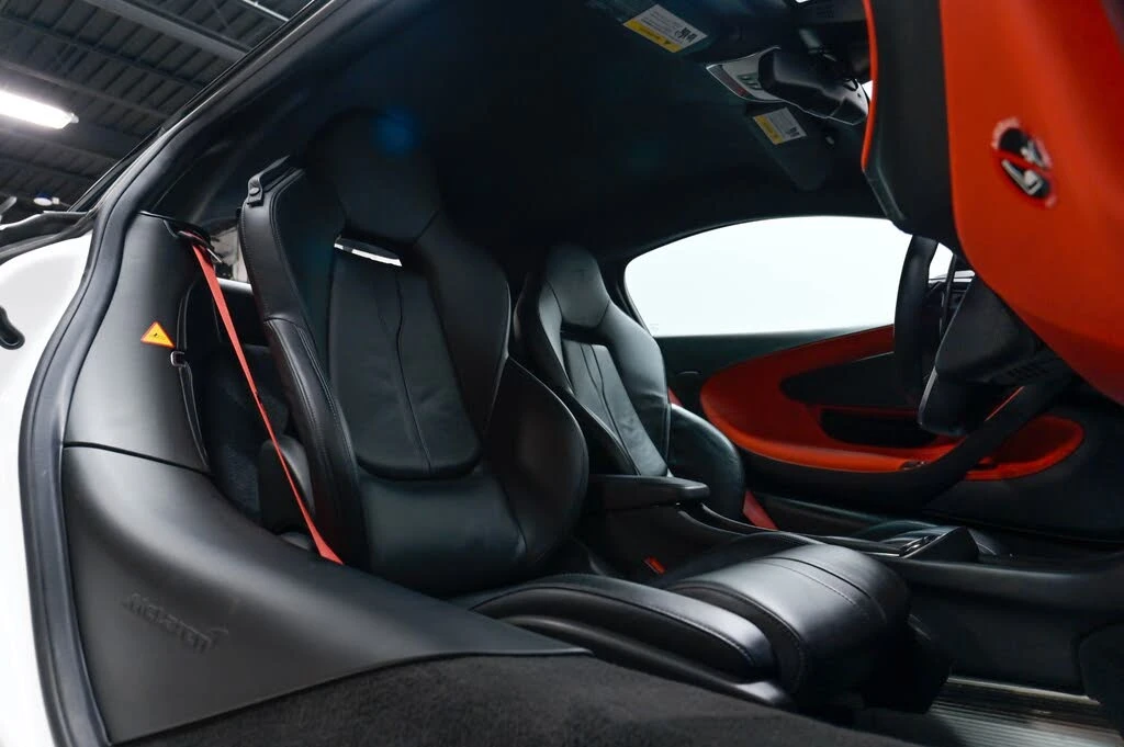 2019 McLaren 600LT - Image 25 of 31