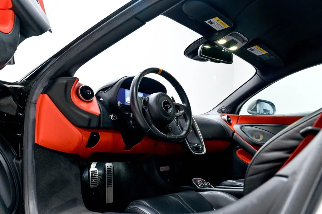 2019 McLaren 600LT - Image 9 of 31