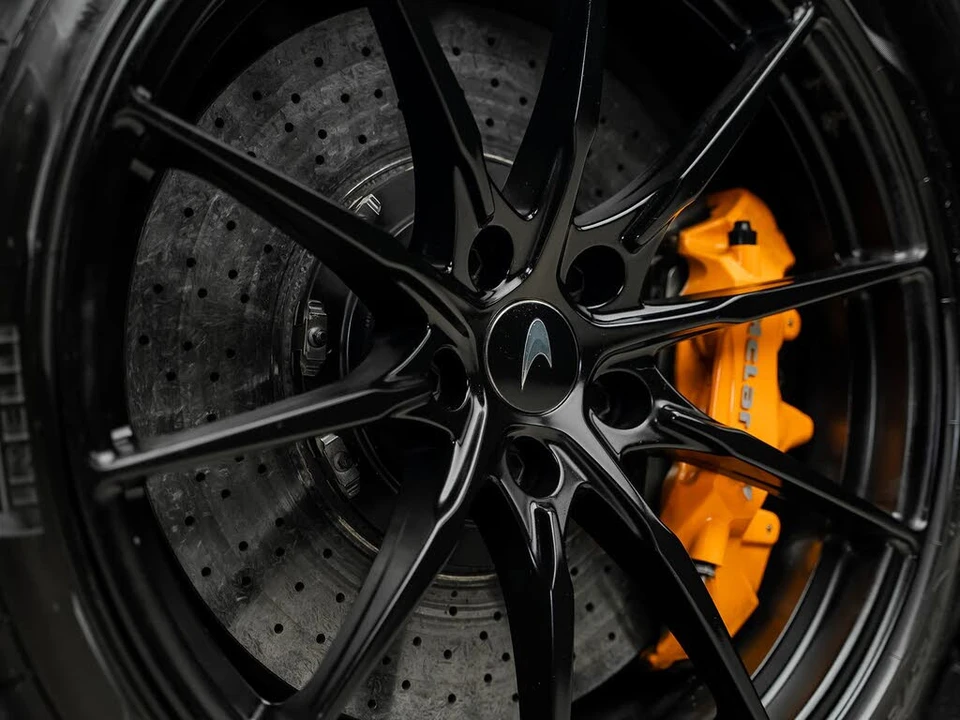 2019 McLaren 600LT - Image 25 of 31