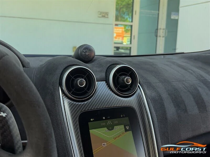 2019 McLaren 600LT - Image 17 of 31