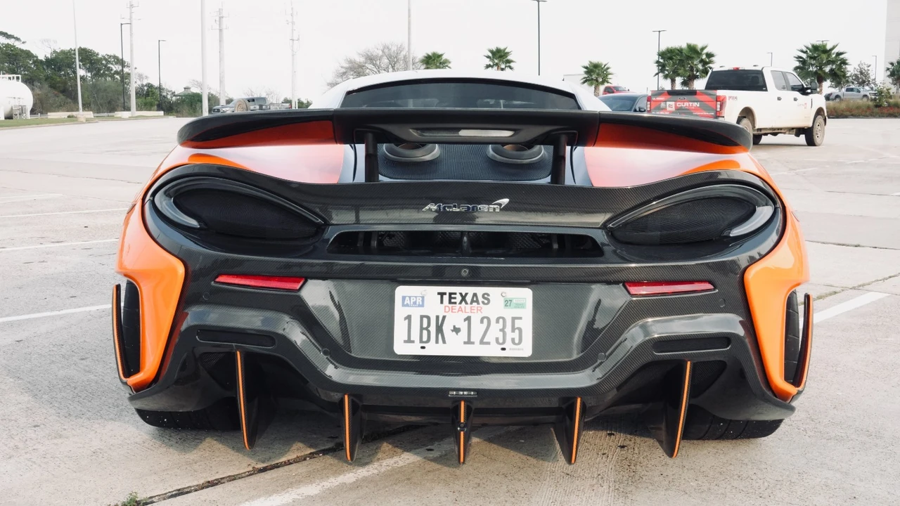 2019 McLaren 600LT - Image 9 of 21