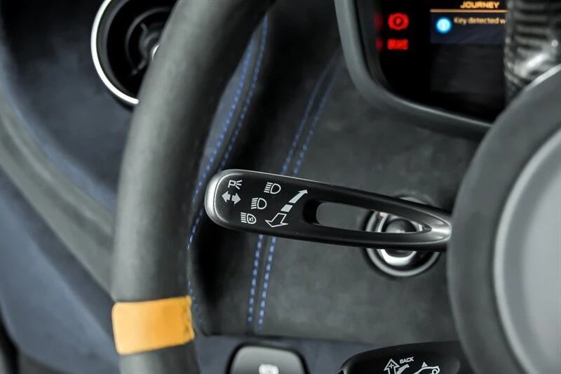 2019 McLaren 600LT - Image 28 of 31