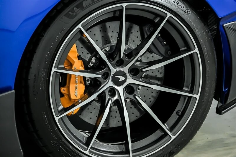 2019 McLaren 600LT - Image 18 of 31