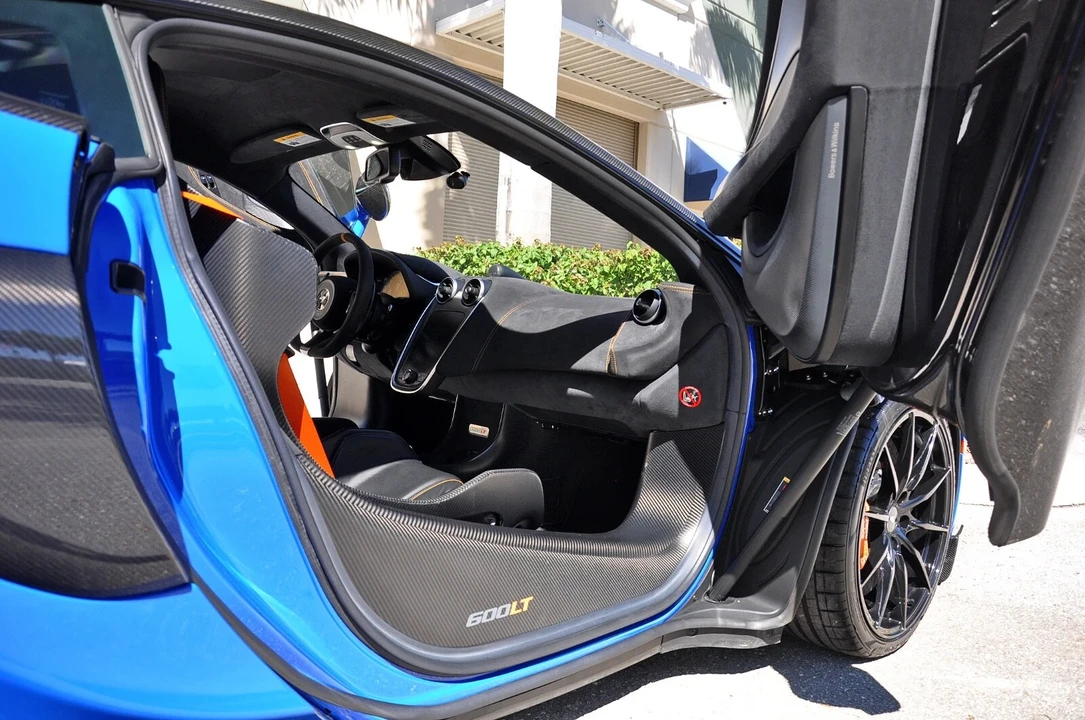 2019 McLaren 600LT - Image 7 of 21