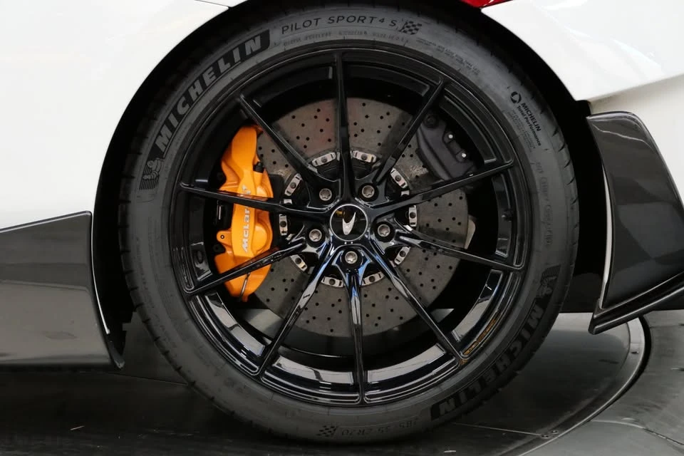 2019 McLaren 600LT - Image 9 of 19