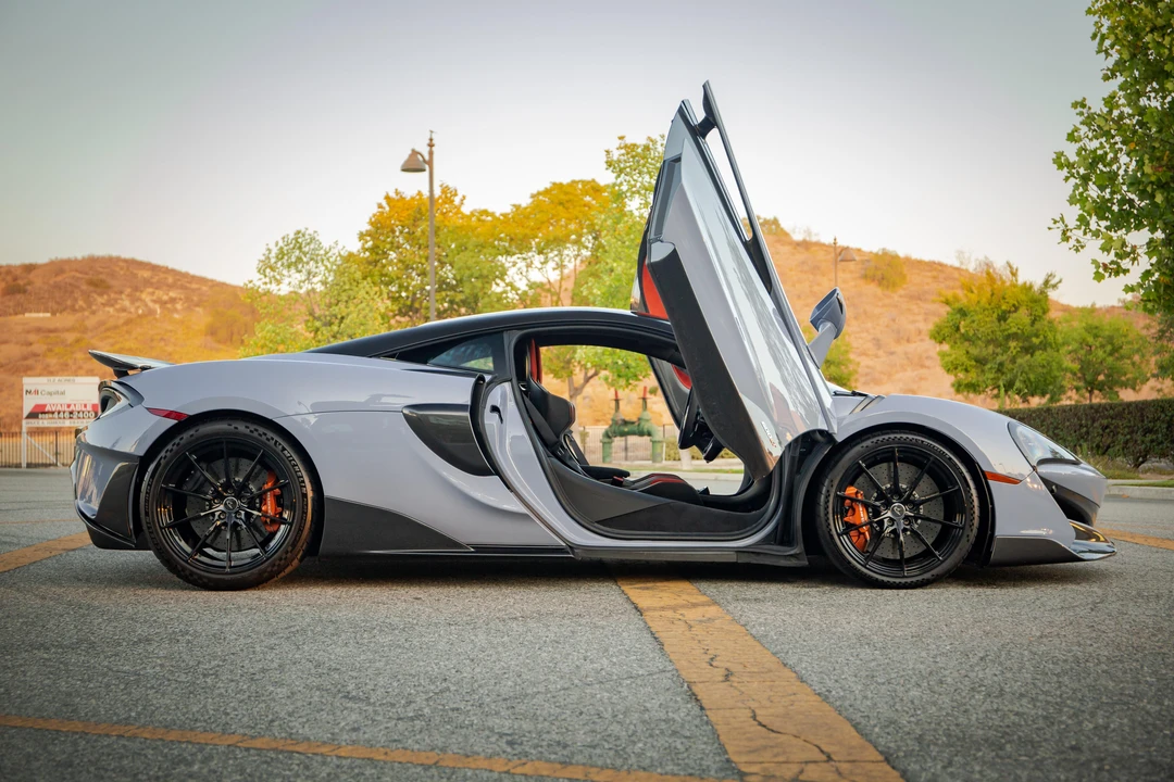 2019 McLaren 600LT - Image 19 of 31