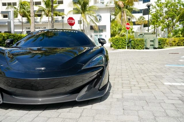 2019 McLaren 675LT - Image 8 of 31