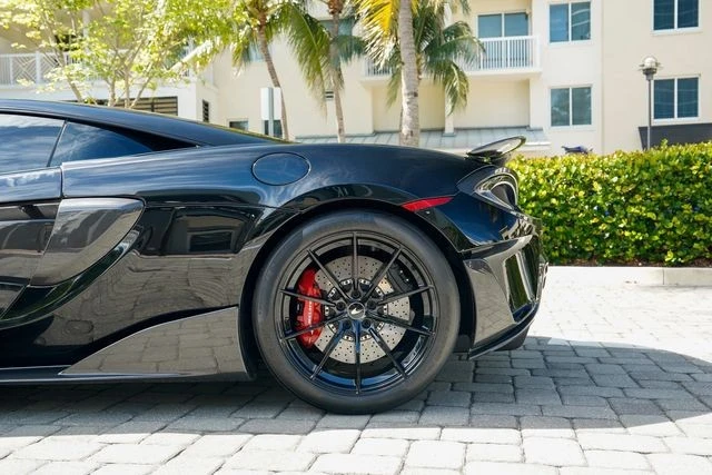 2019 McLaren 675LT - Image 16 of 31