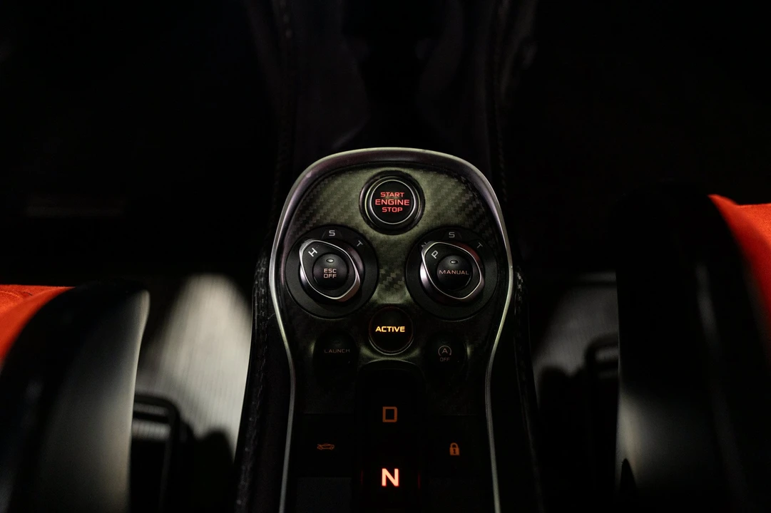 2019 McLaren 600LT - Image 25 of 31