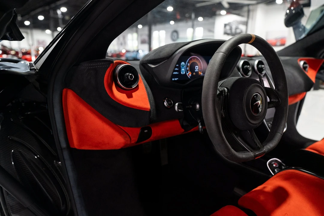 2019 McLaren 600LT - Image 27 of 31