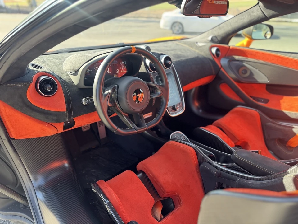 2019 McLaren 600LT - Image 10 of 16