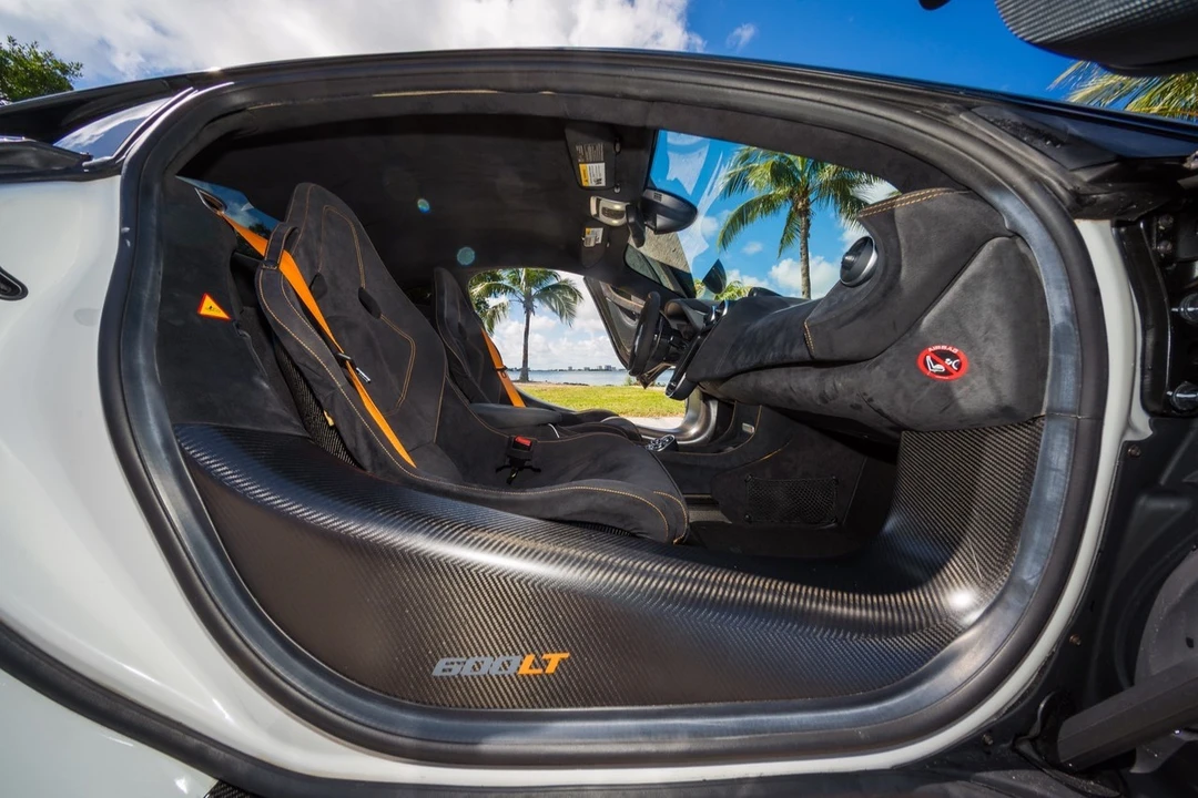 2019 McLaren 600LT - Image 15 of 16
