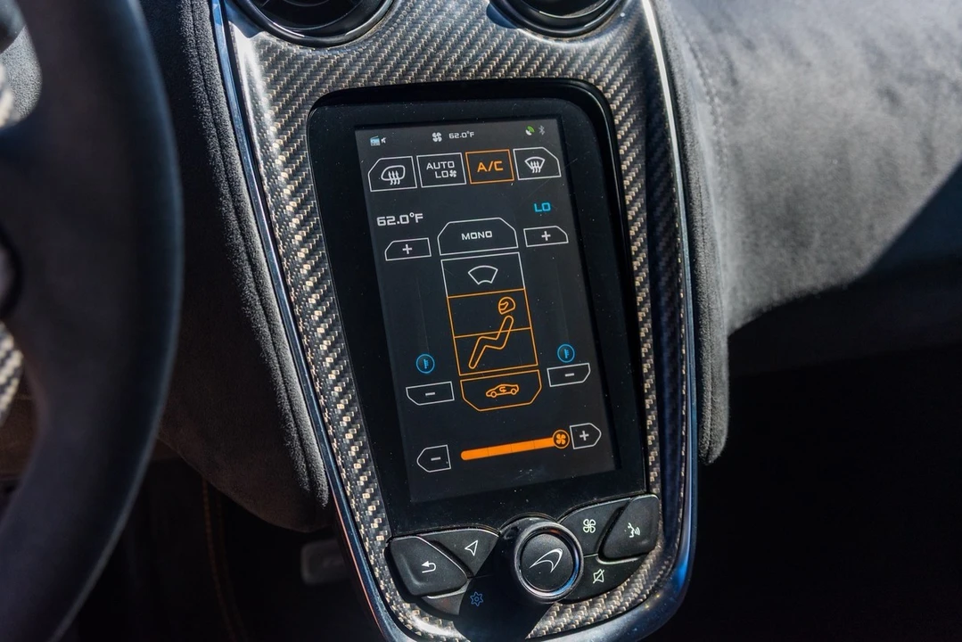 2019 McLaren 600LT - Image 13 of 16