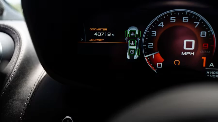 2019 McLaren 600LT - Image 27 of 31