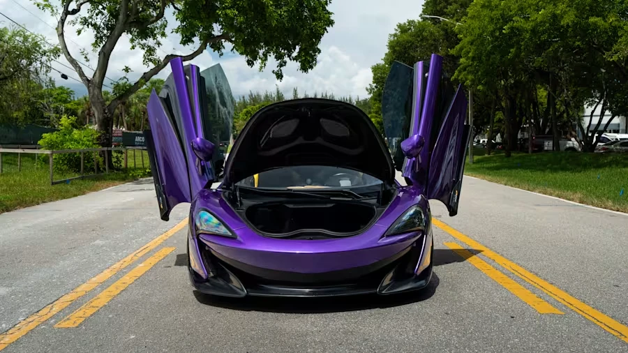 2019 McLaren 600LT - Image 17 of 31