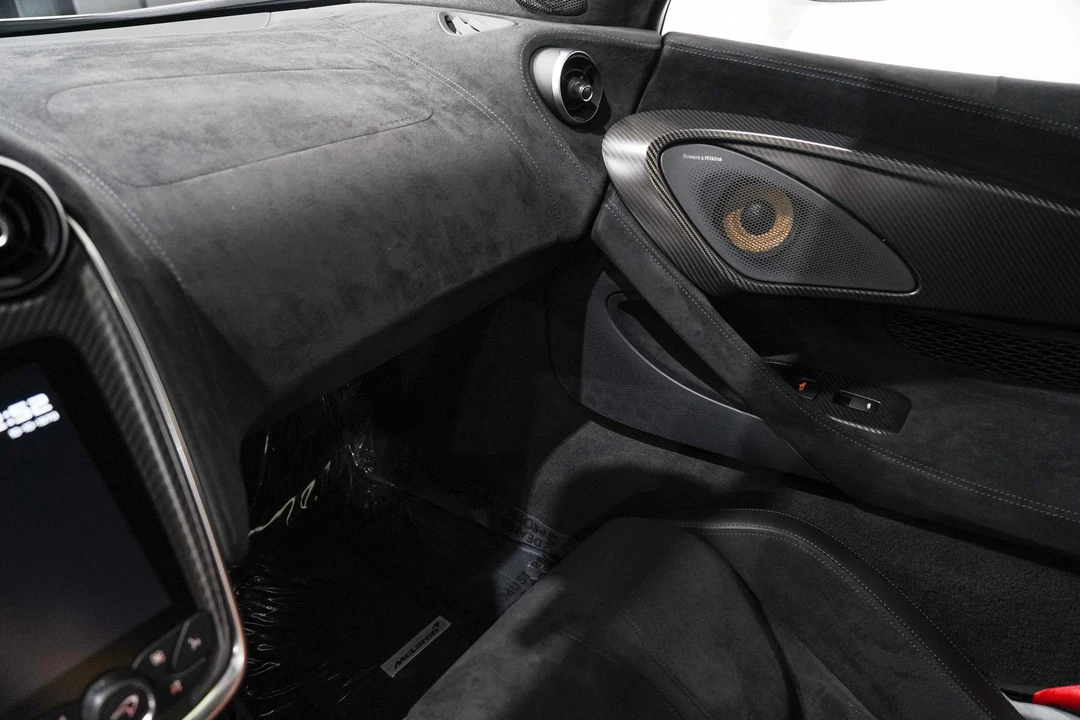 2019 McLaren 600LT - Image 13 of 31