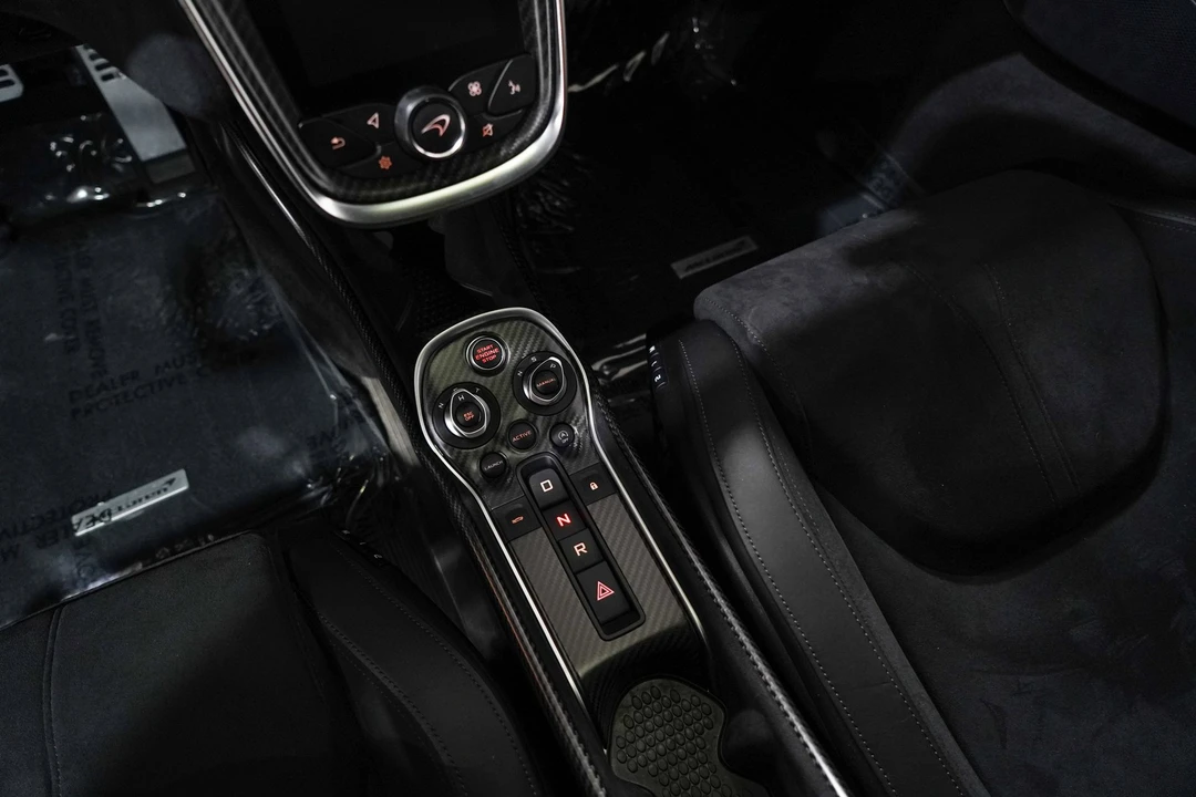 2019 McLaren 600LT - Image 12 of 31