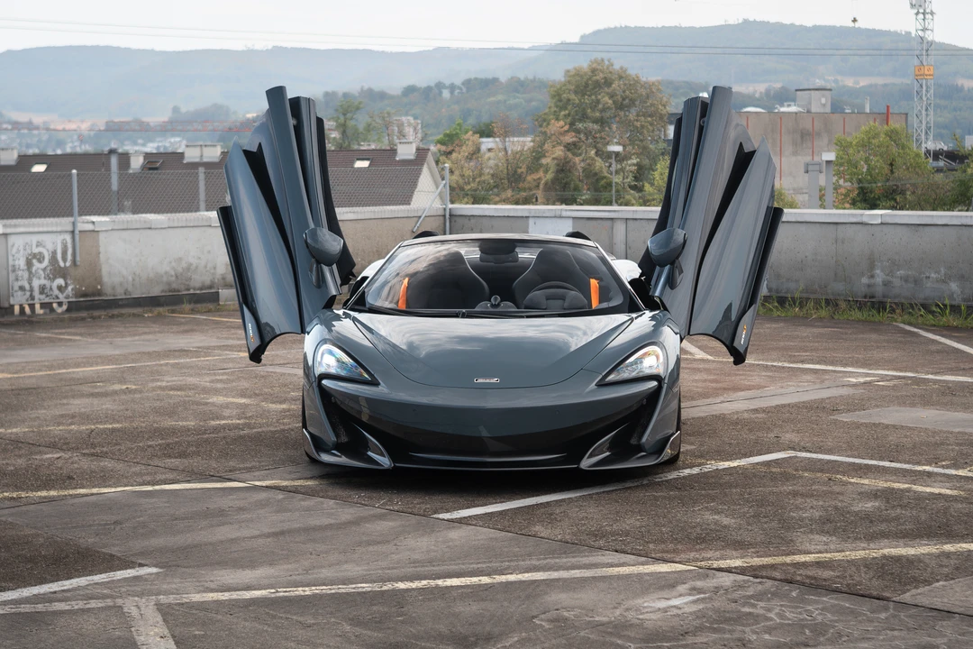 2019 McLaren 600LT Spider - Image 22 of 31