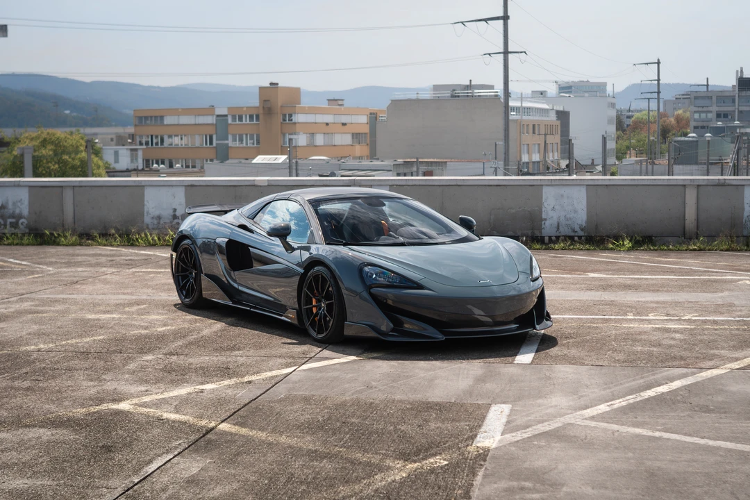 2019 McLaren 600LT Spider - Image 9 of 31