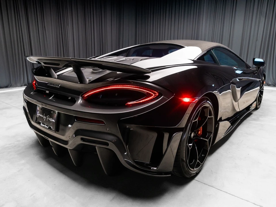 2019 McLaren 675LT - Image 17 of 31