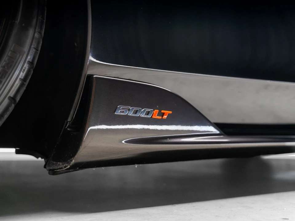 2019 McLaren 675LT - Image 29 of 31