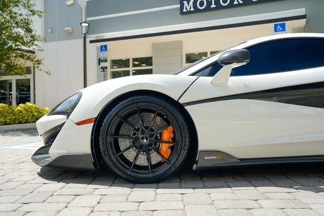 2019 McLaren 675LT - Image 12 of 31