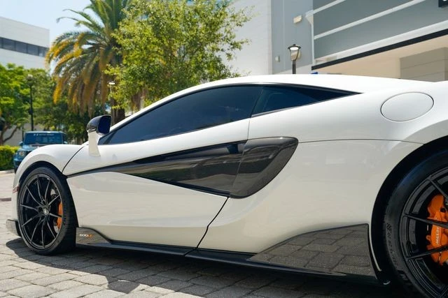 2019 McLaren 675LT - Image 18 of 31