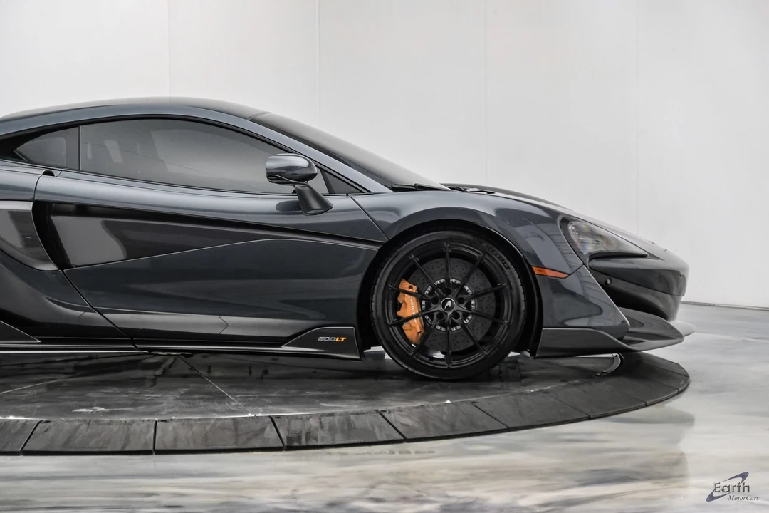 2019 McLaren 675LT - Image 30 of 31