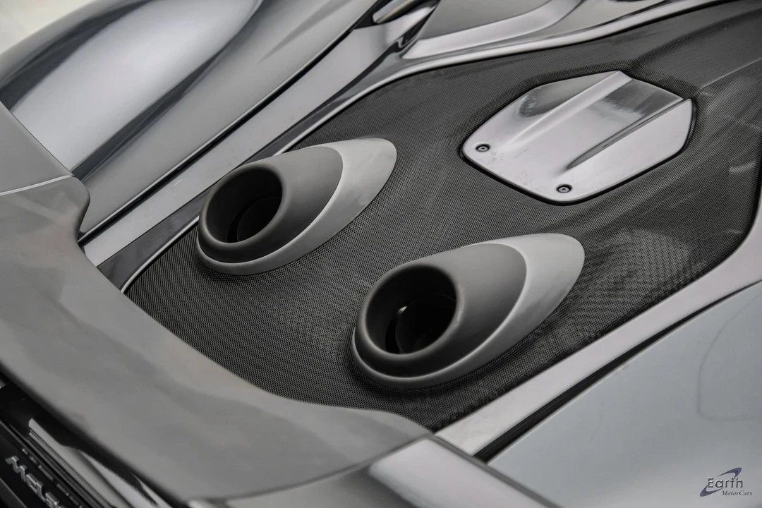 2019 McLaren 675LT - Image 20 of 31