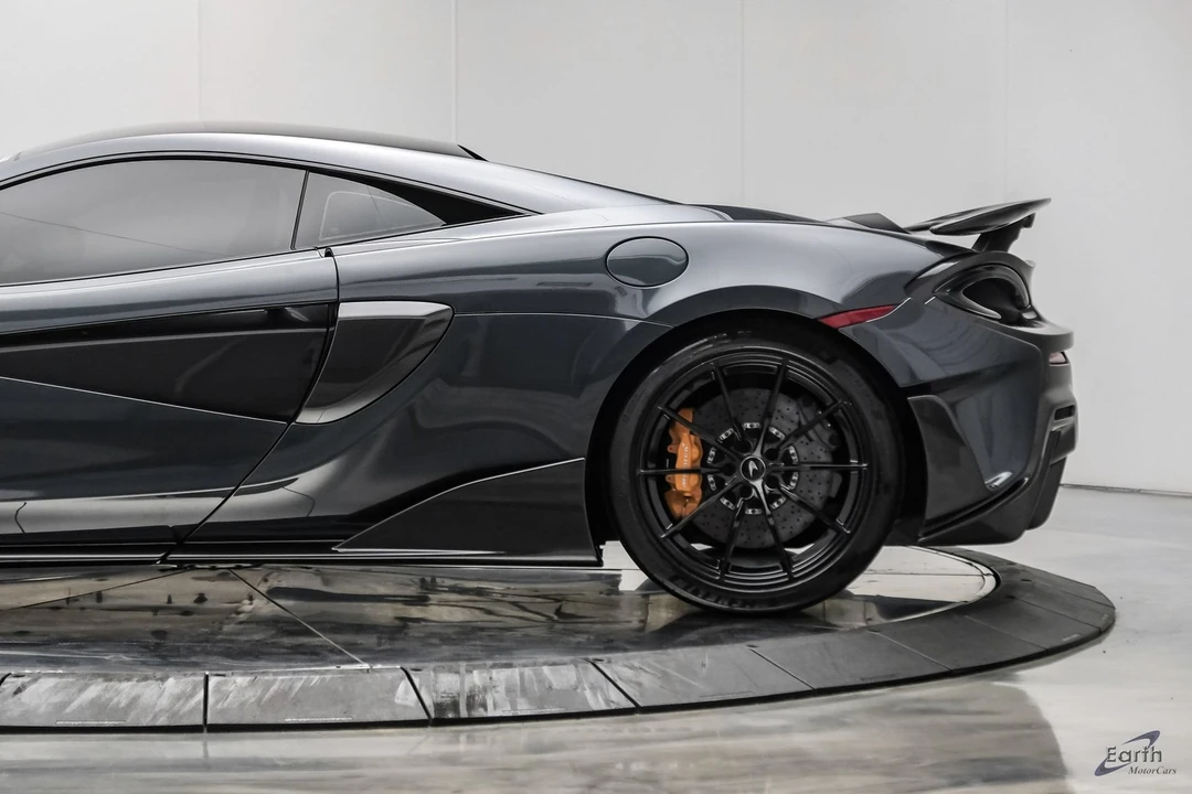 2019 McLaren 675LT - Image 11 of 31