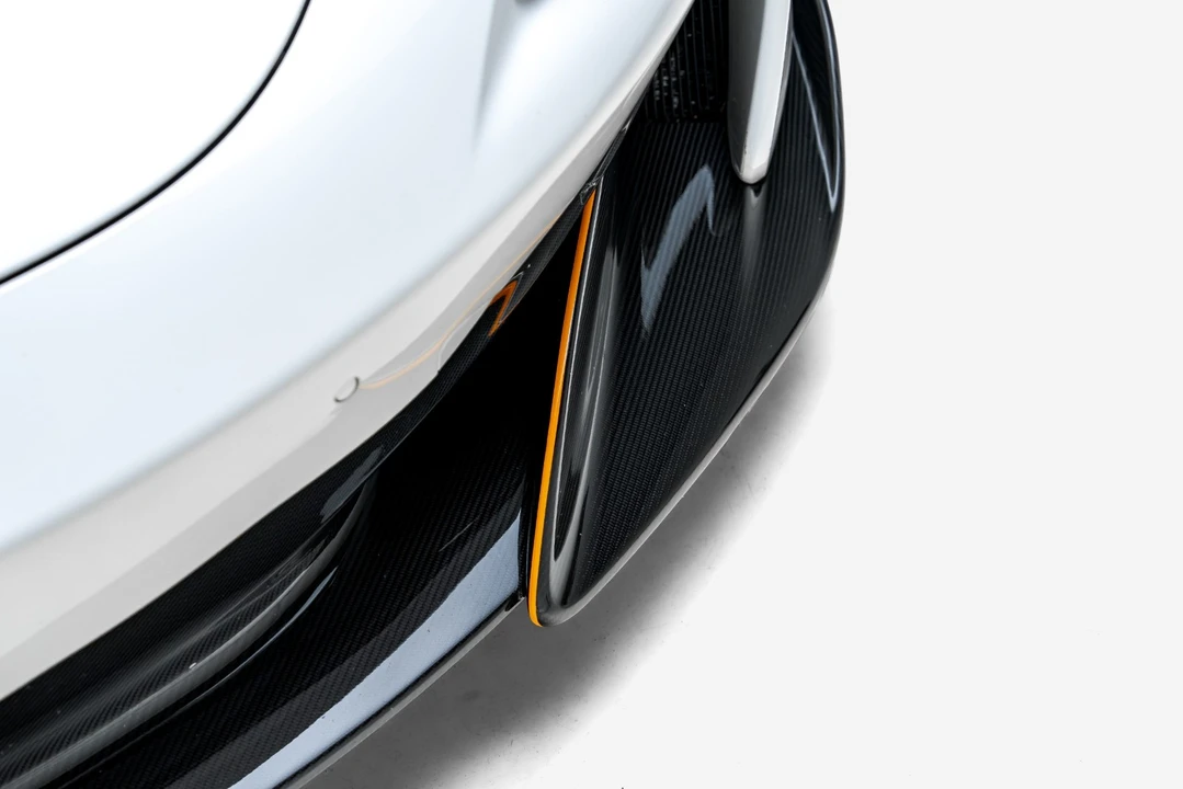 2019 McLaren 675LT - Image 23 of 31