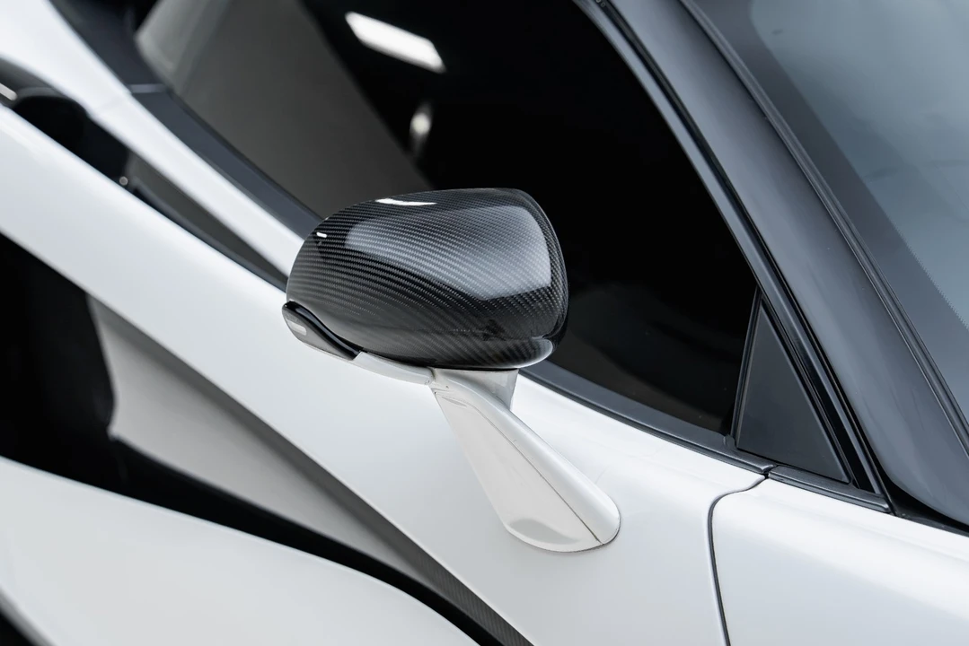 2019 McLaren 675LT - Image 25 of 31