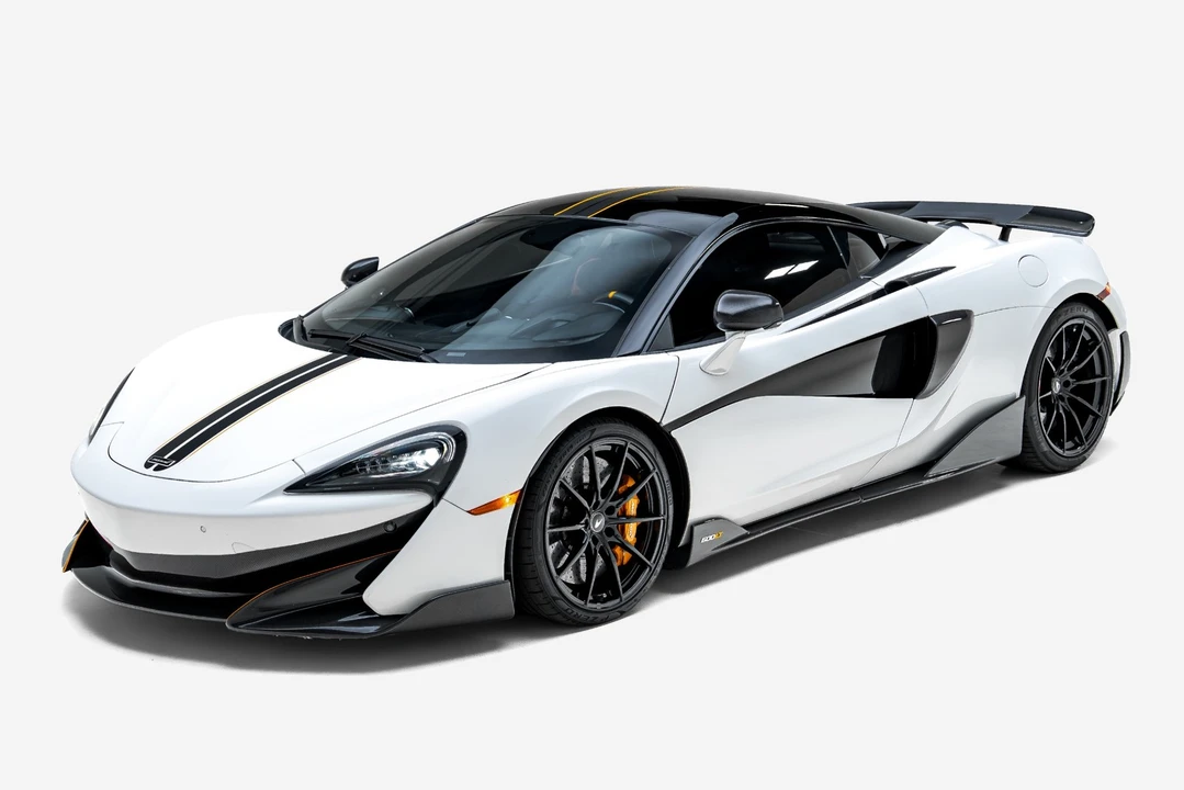 2019 McLaren 675LT - Image 8 of 31