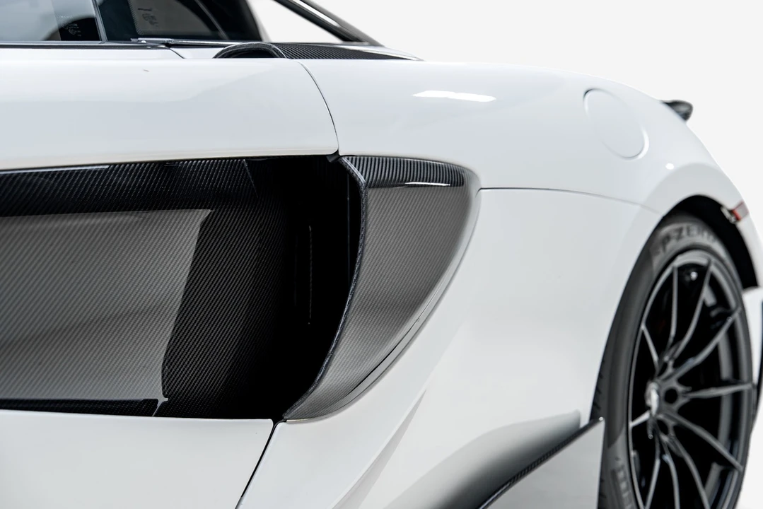 2019 McLaren 675LT - Image 28 of 31