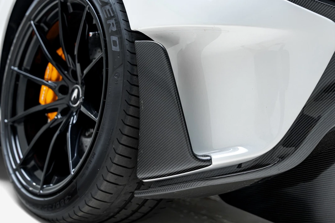 2019 McLaren 675LT - Image 29 of 31