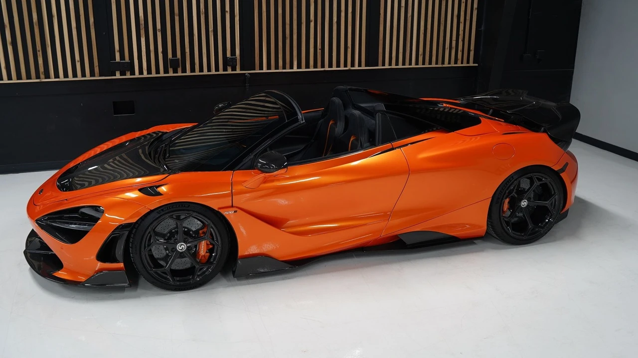 2019 McLaren 720S Spider - Image 8 of 21