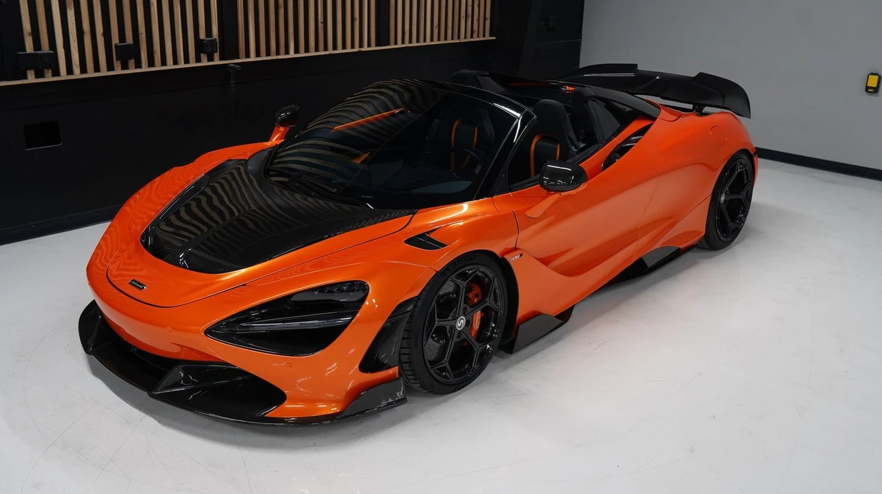 2019 McLaren 720S Spider - Image 2 of 21