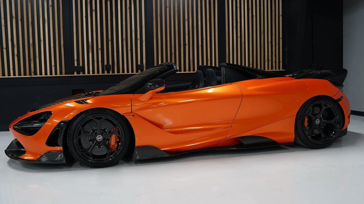 2019 McLaren 720S Spider - Image 7 of 21