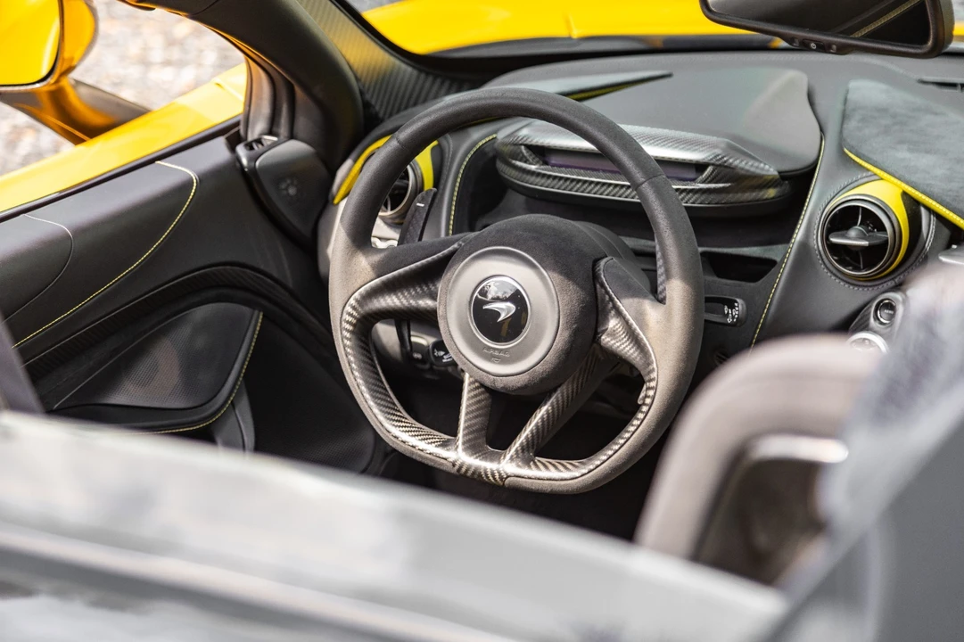 2019 McLaren 720S - Image 11 of 21