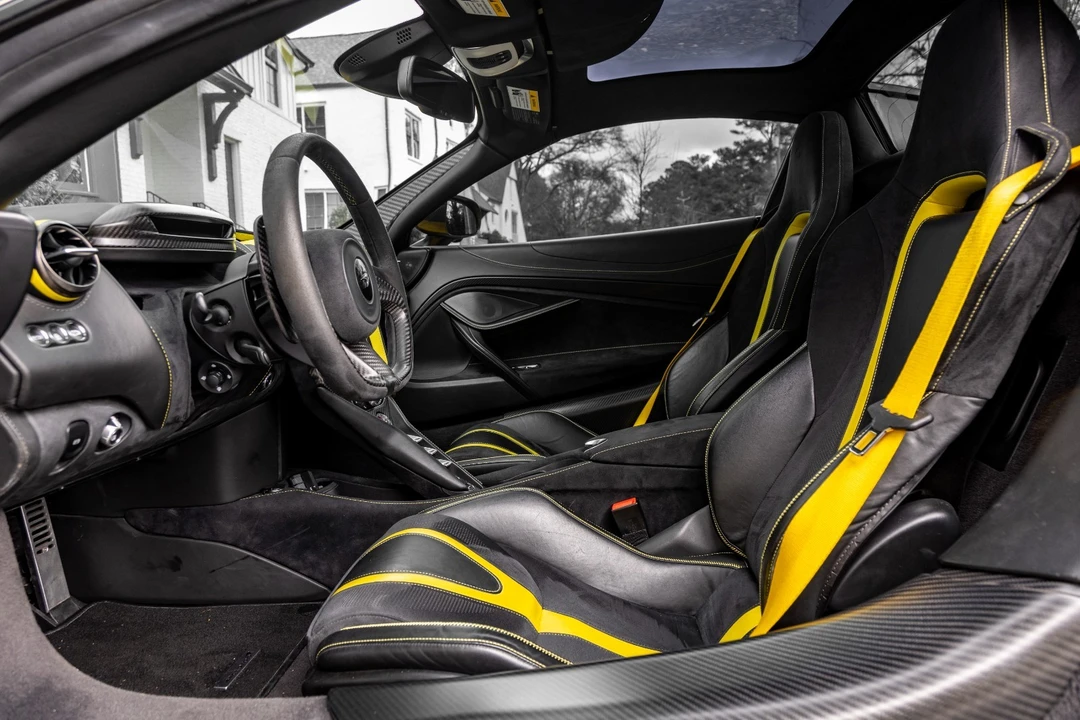 2019 McLaren 720S - Image 13 of 21