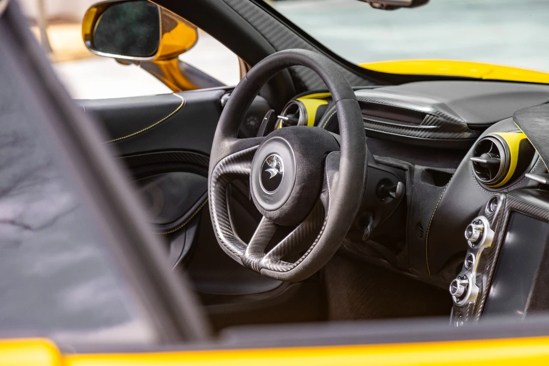 2019 McLaren 720S - Image 14 of 21