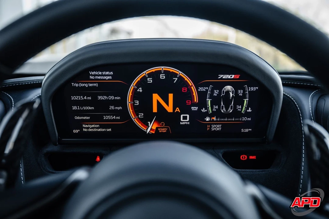 2019 McLaren 720S - Image 8 of 12
