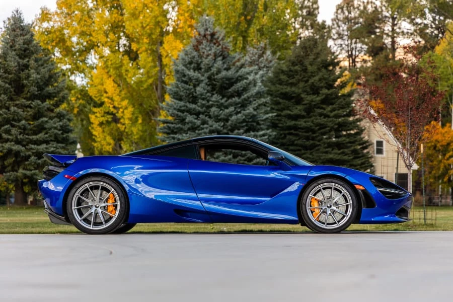 2019 McLaren 720S - Image 2 of 31