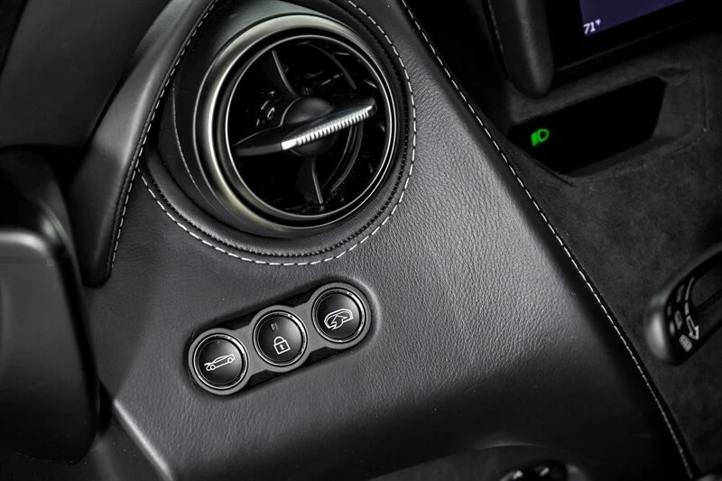 2019 McLaren 720S - Image 22 of 31