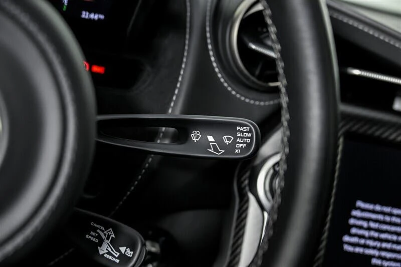 2019 McLaren 720S - Image 29 of 31