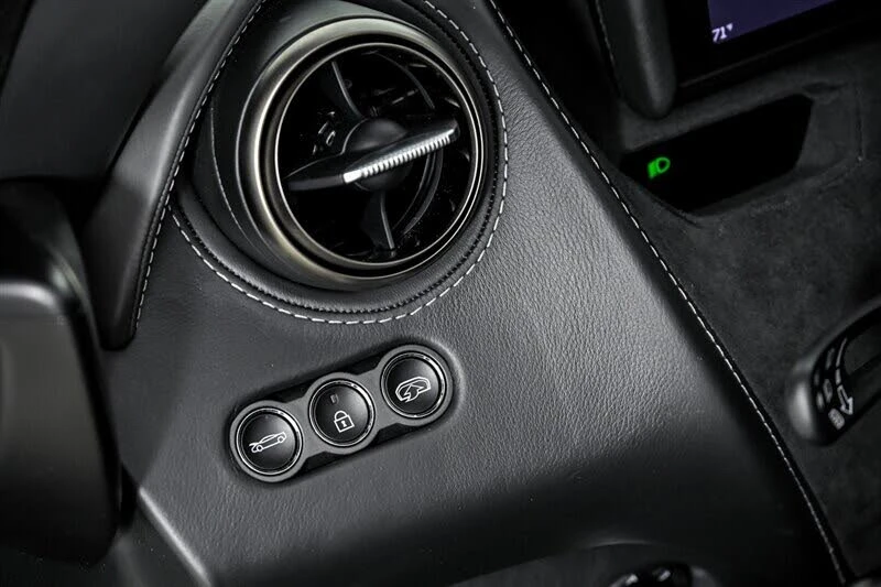 2019 McLaren 720S - Image 22 of 31