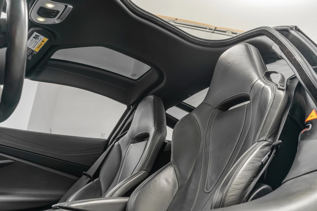 2019 McLaren 720S - Image 17 of 21