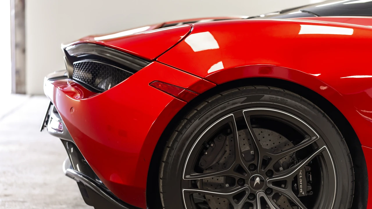 2019 McLaren 720S - Image 21 of 31