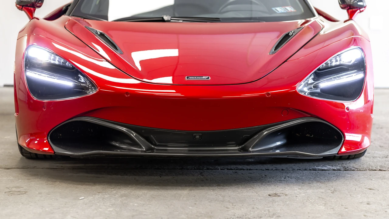 2019 McLaren 720S - Image 15 of 31