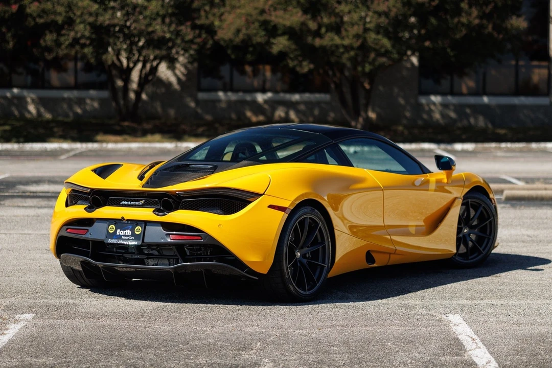 2019 McLaren 720S - Image 20 of 21